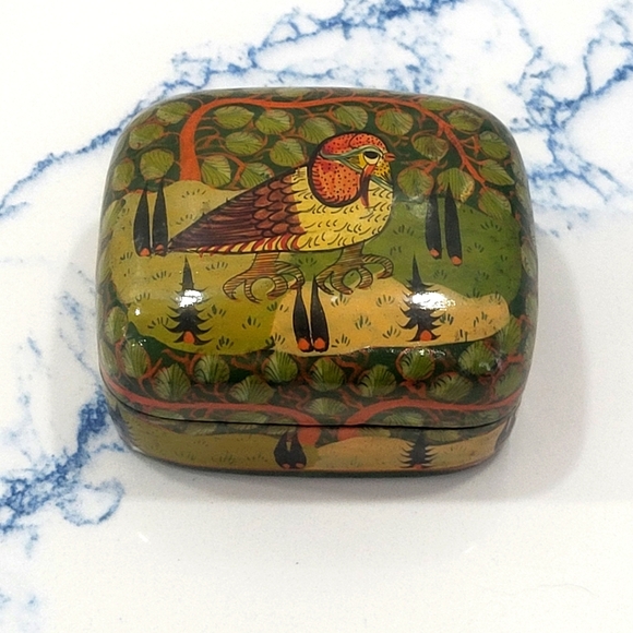 Vtg | Handmade| Kashmir| Lacquered Trinket Box - Picture 2 of 16